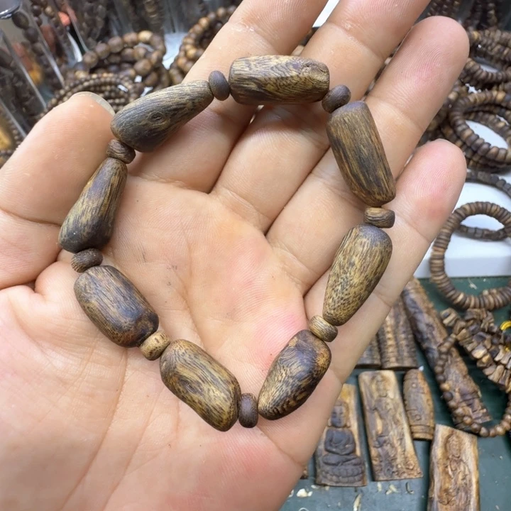 沉香沉香碎屑奇楠沉香乌身卡1.0树丁10克