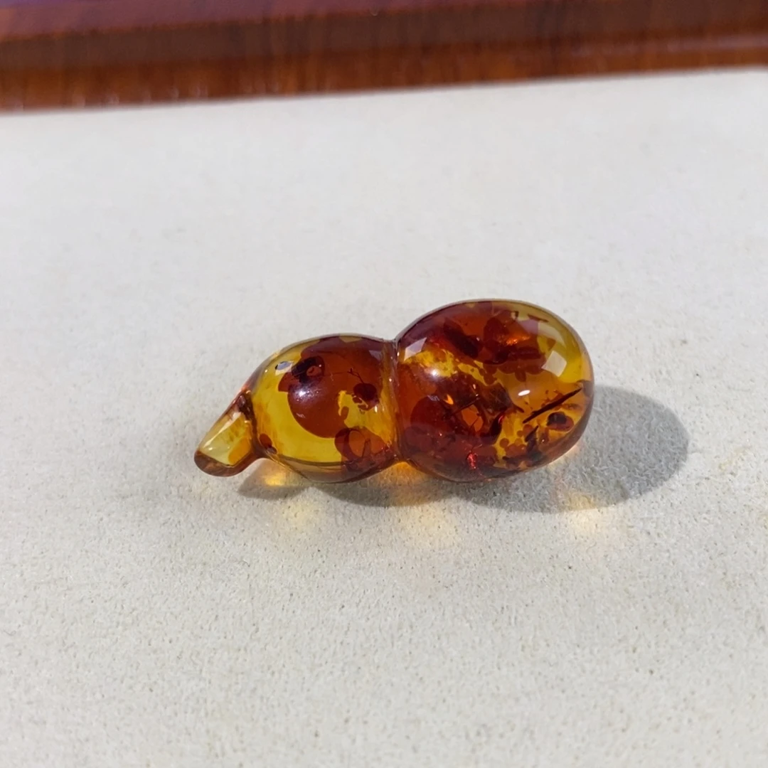蜜蜡未镶嵌裸石葫芦