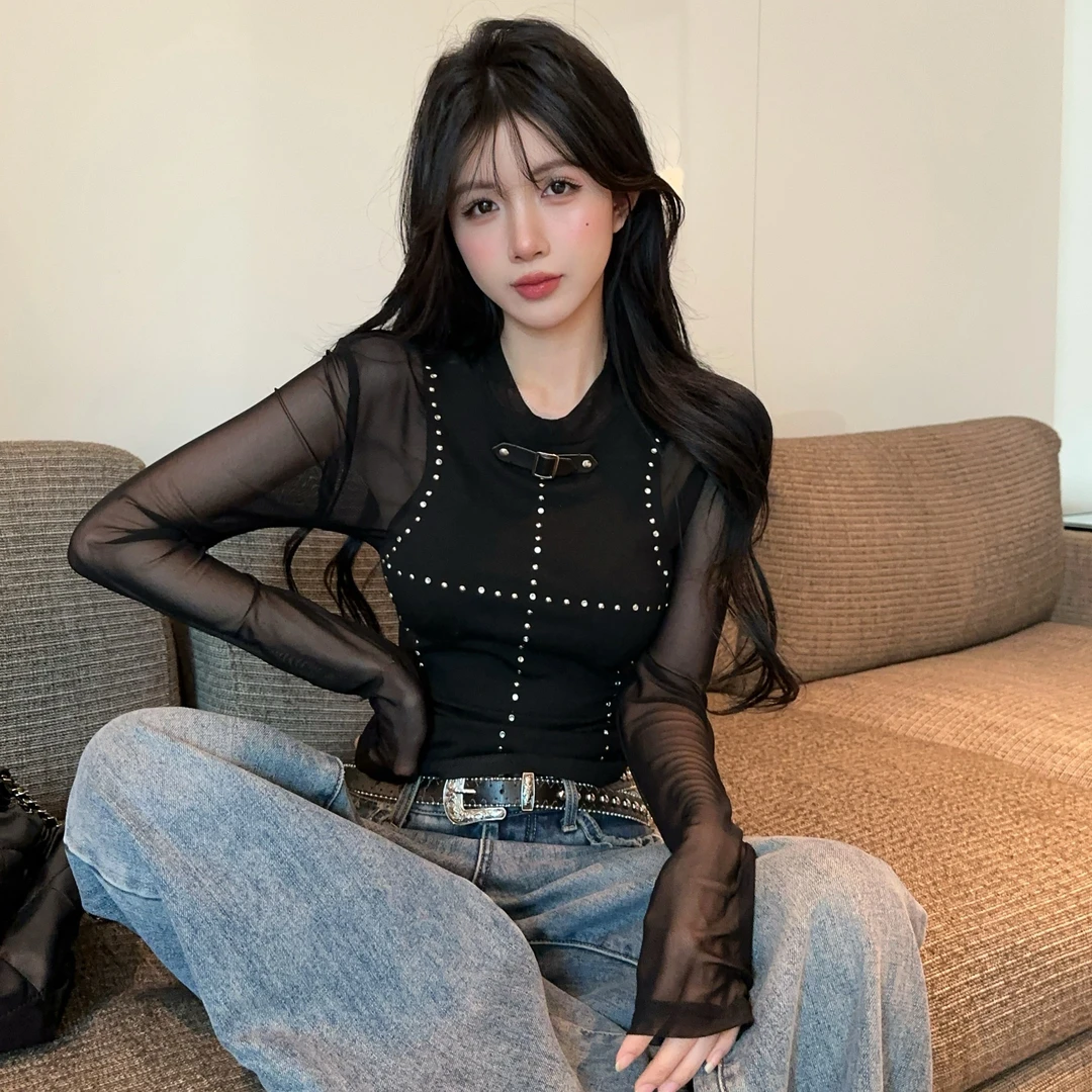 早秋新款黑色烫钻网纱拼接长袖性感辣妹酷感上衣配高腰休闲裤套装