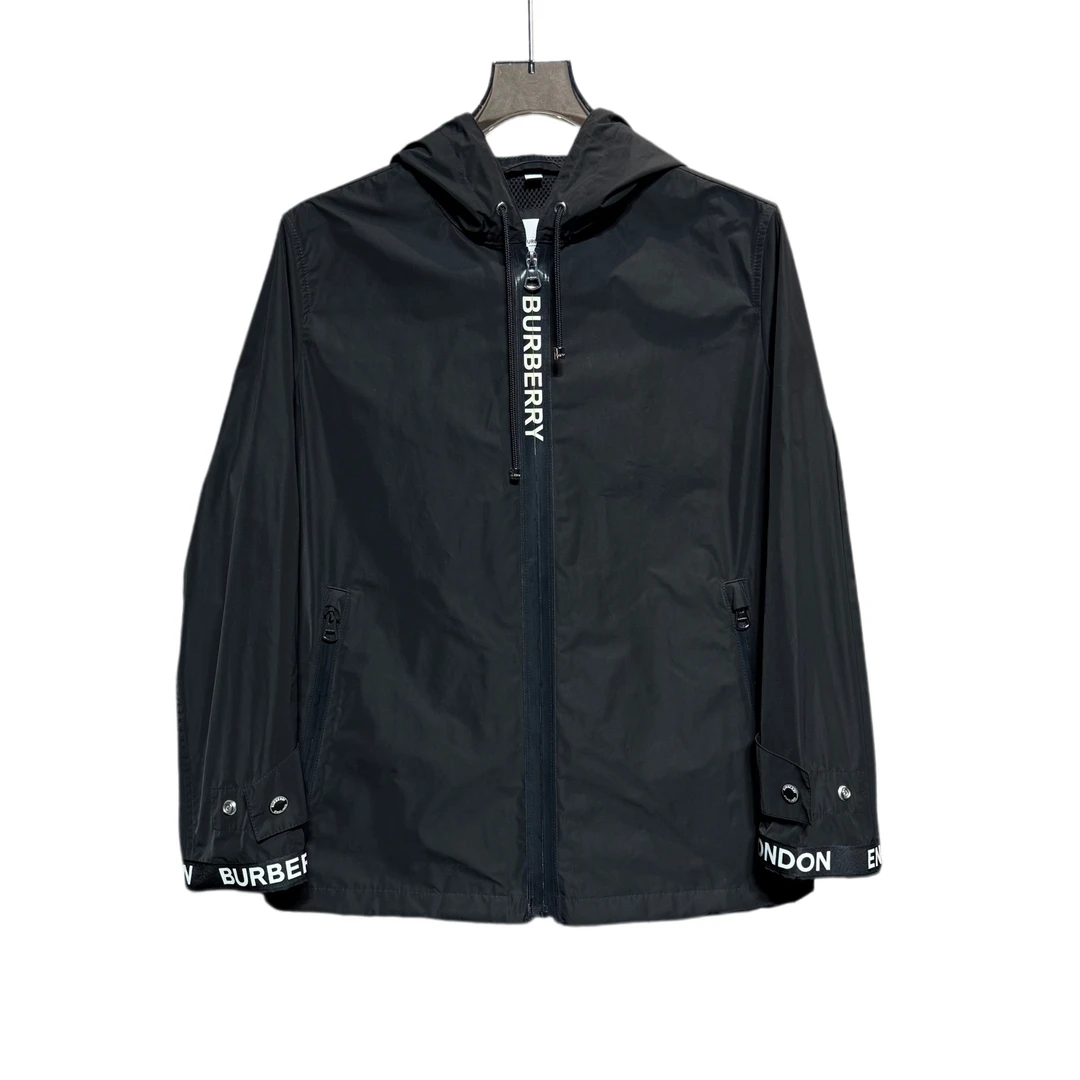 95新 BURBERRY/博柏利 防风夹克/uk8胸围112/工价9000/编10488