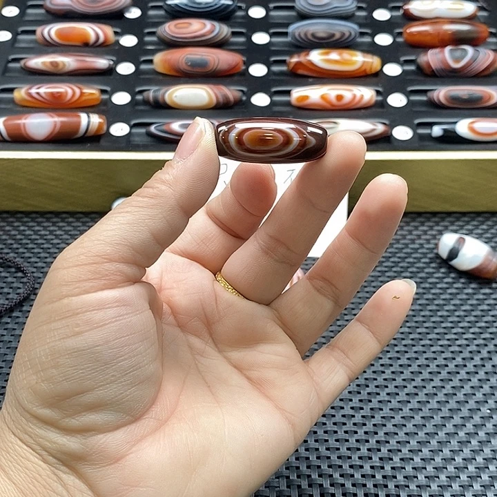玛瑙/玉髓颈饰未镶嵌口*木
