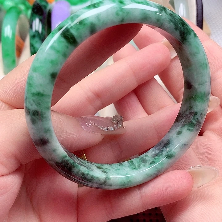 未镶嵌手镯翡翠翡翠手镯