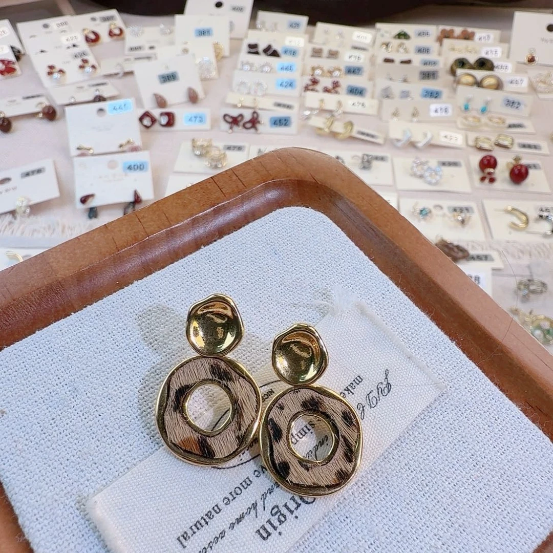 仿珍珠铜合金925银耳钉