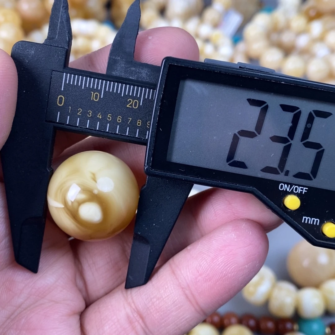 蜜蜡未镶嵌珠宝奇石7.3g