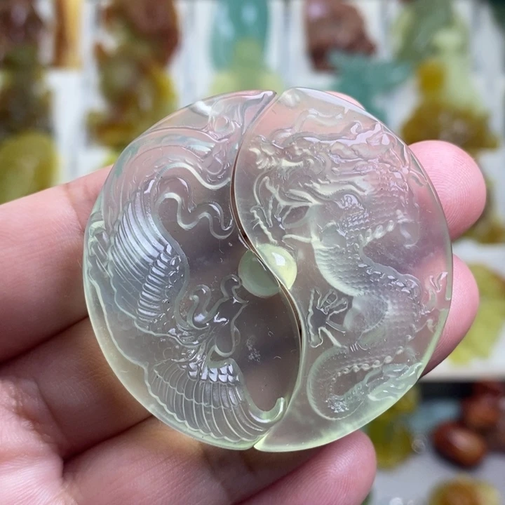 未镶嵌蛇纹石玉吊坠(不含链)