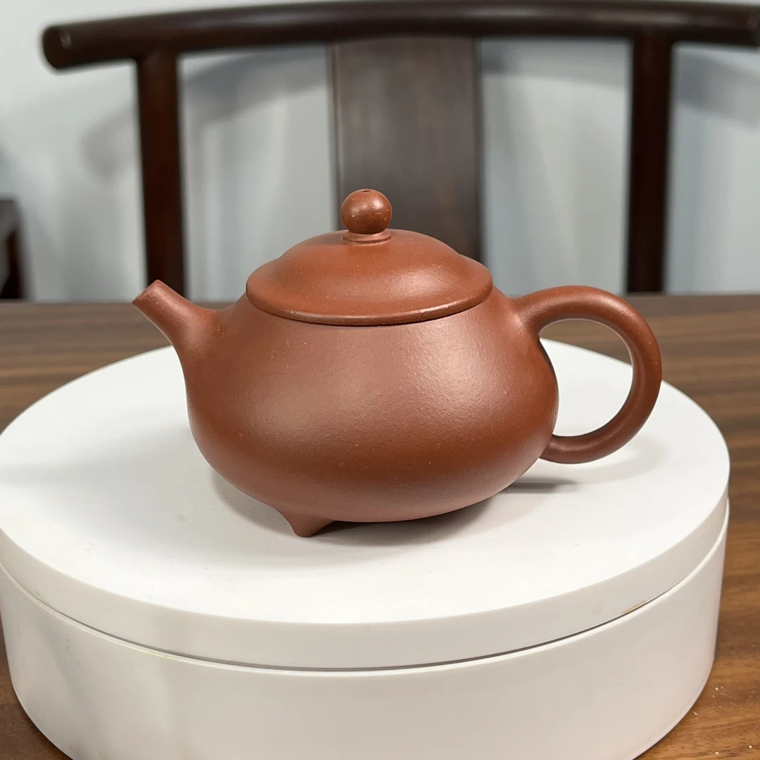 当代 红清水泥三足小品壶 150毫升清货价严老师制作半手工紫砂壶