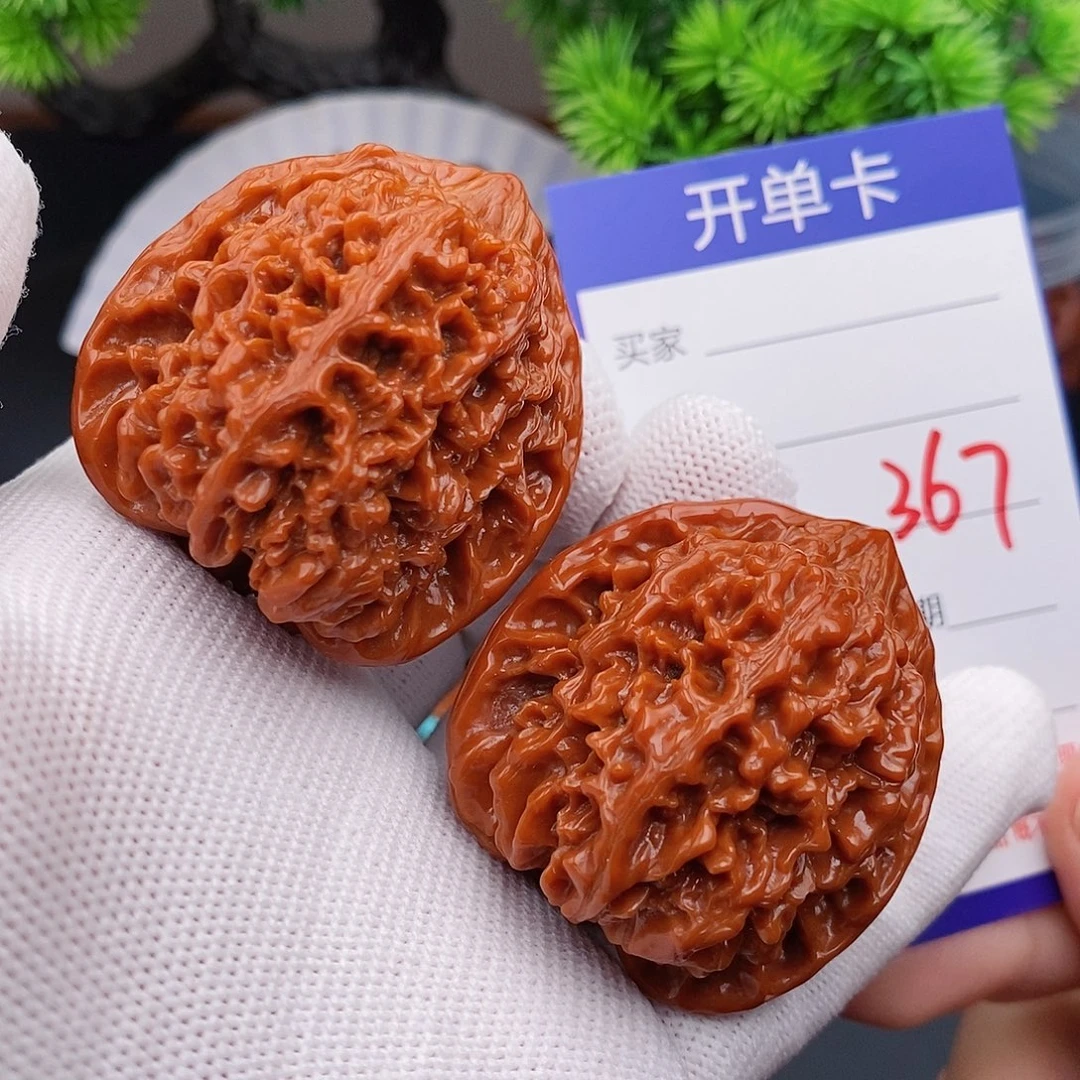 文玩核桃把件42百花山367
