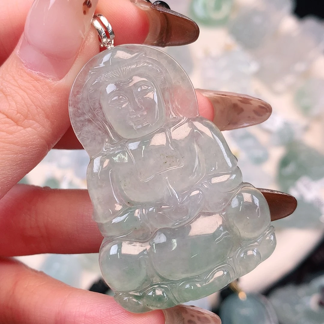 翡翠颈饰18K金镶嵌冰绿观音58、50.7、34.6、4.8