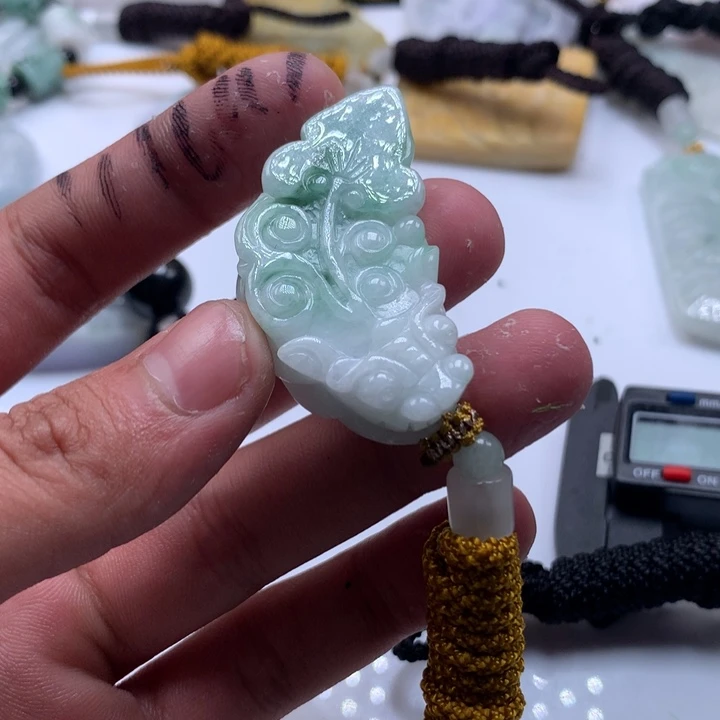 颈饰未镶嵌翡翠保真天然a货翡翠