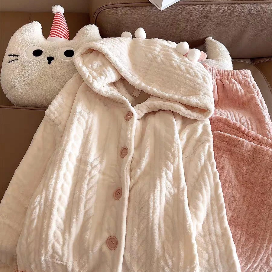 法兰绒睡衣女款秋冬季2025学生新款加绒加厚简约可外穿家居服套装