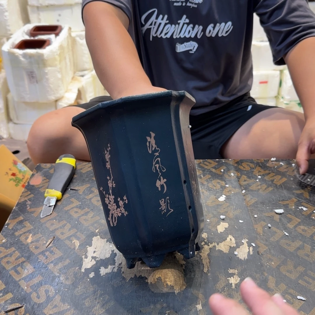 紫砂花盆瑕疵和瑕疵