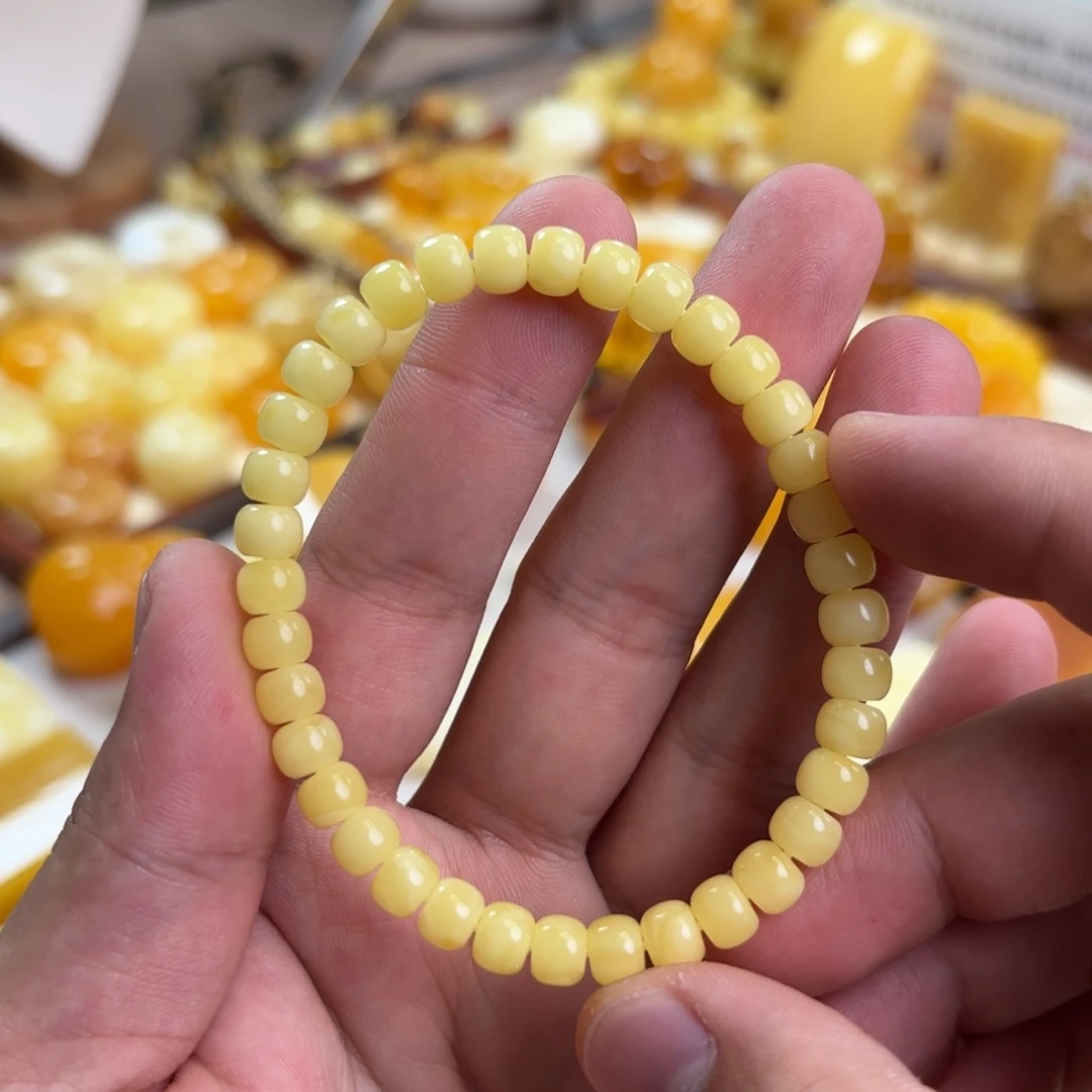 未镶嵌琥珀裸石手串