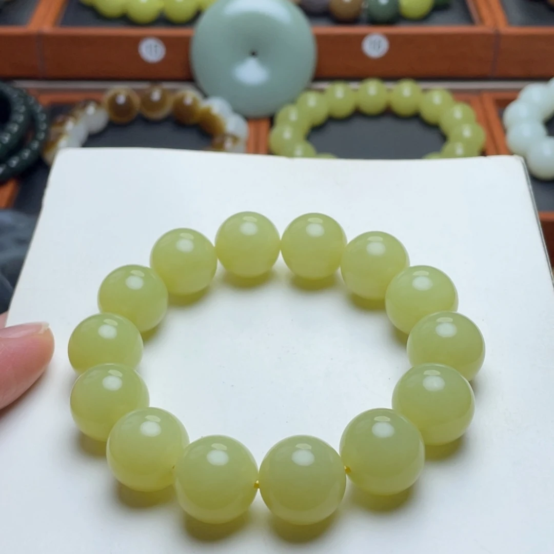 和田玉未镶嵌手串