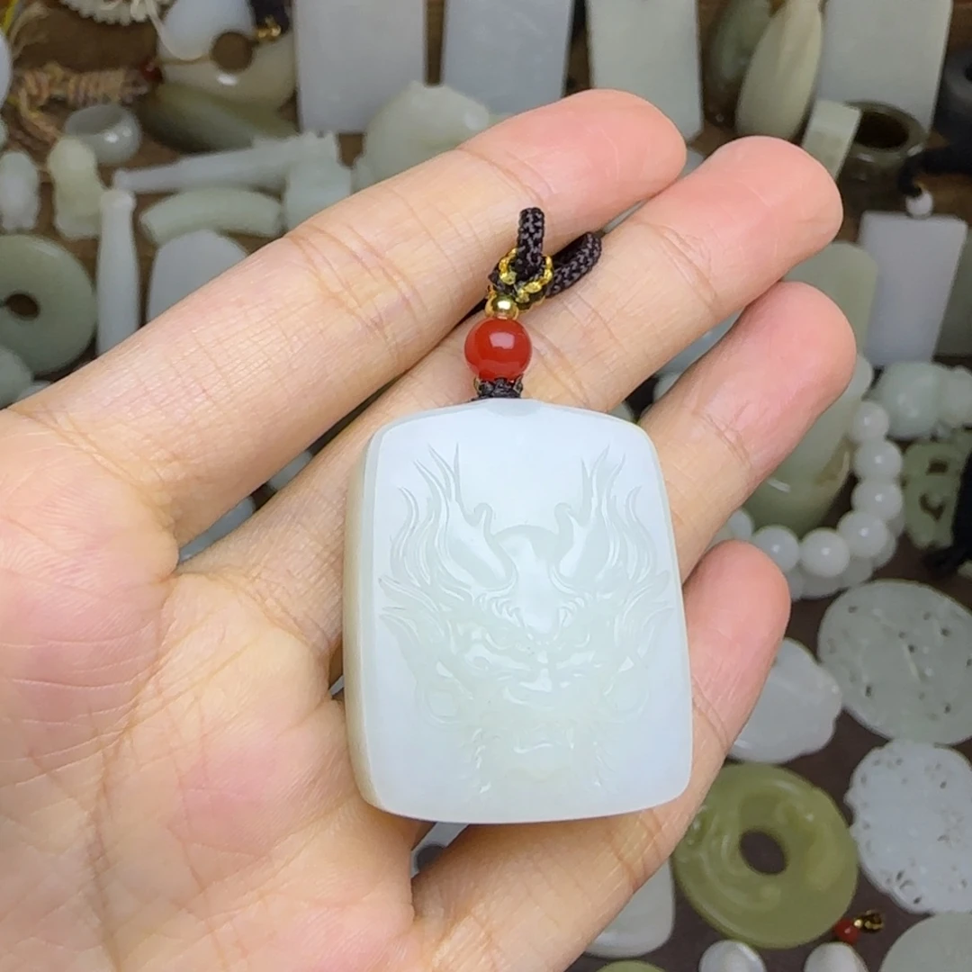 未镶嵌和田玉挂件龙牌