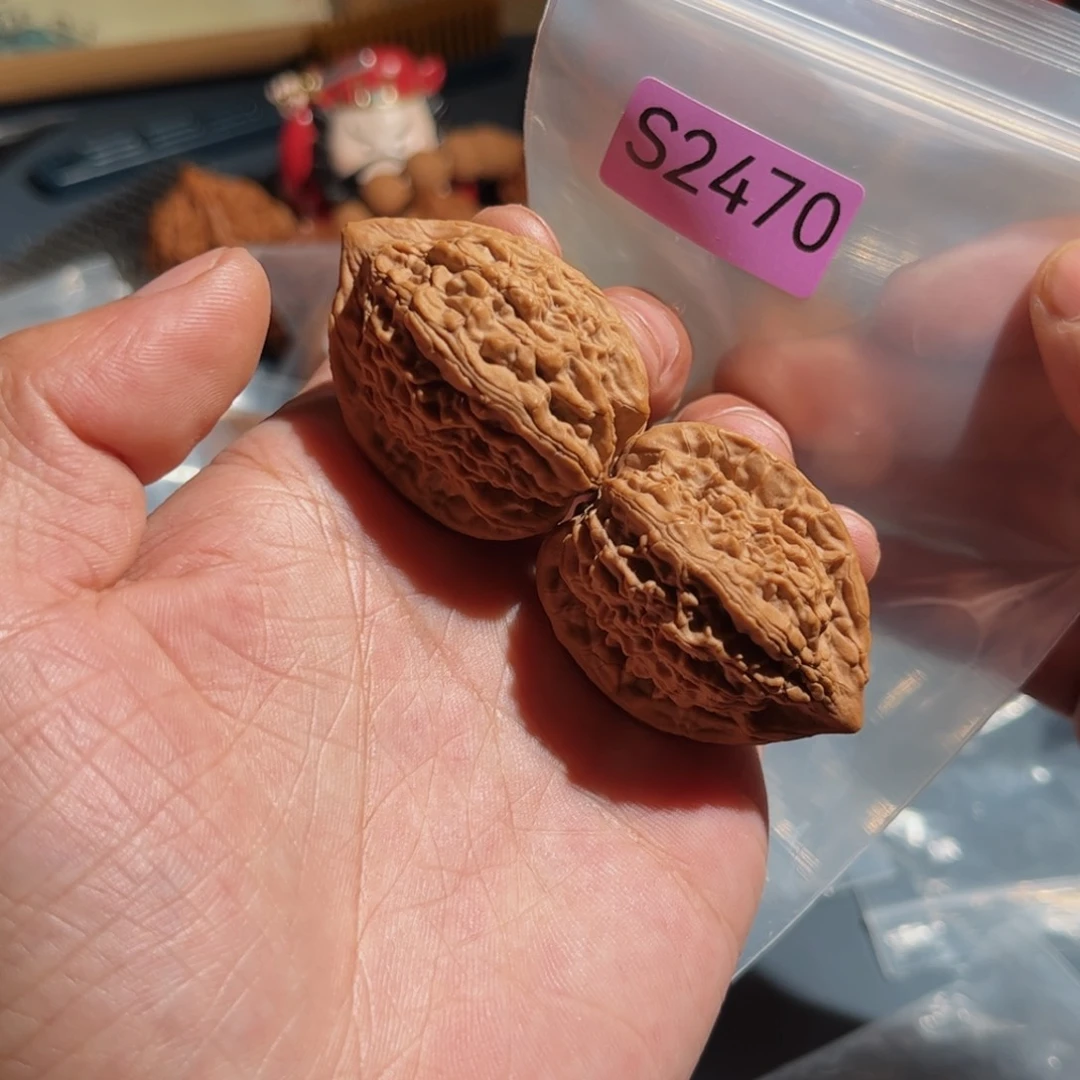 文玩核桃把件鸡心