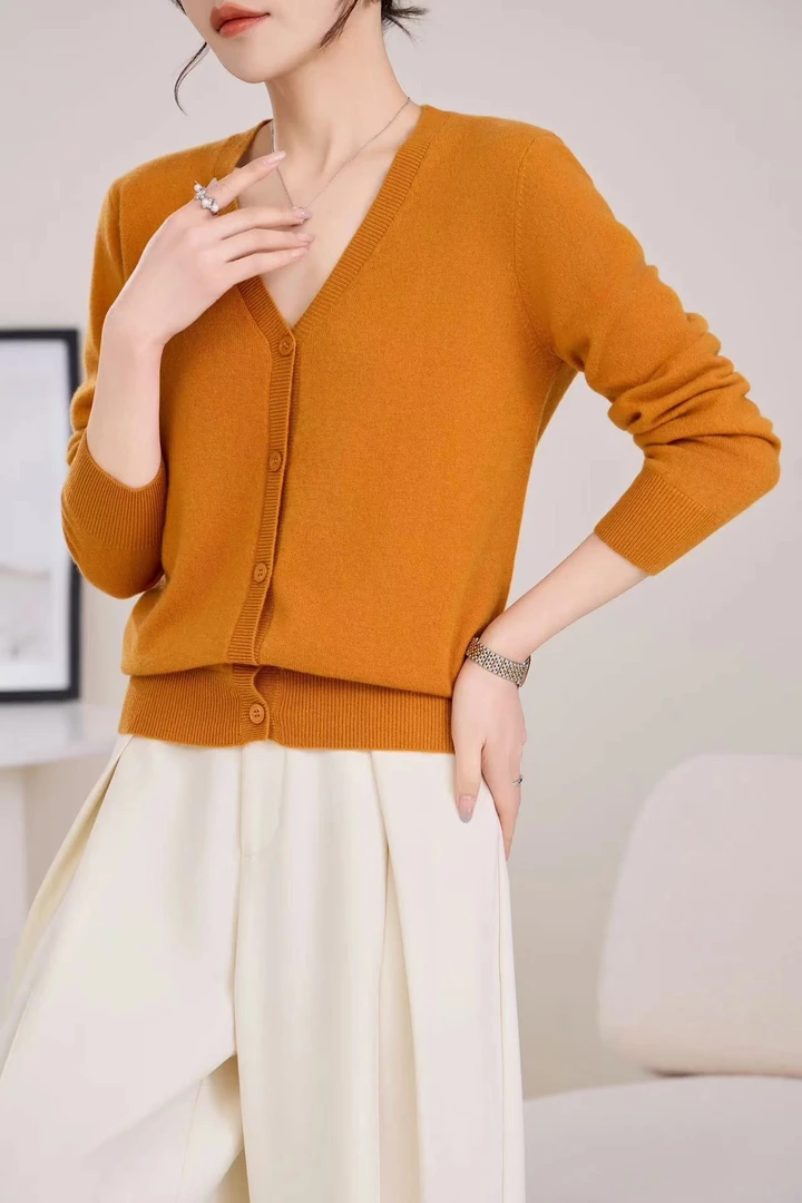 澳尼爱格【100%美丽诺羊毛】V领小开衫春季时尚经典气质女装羊毛衫