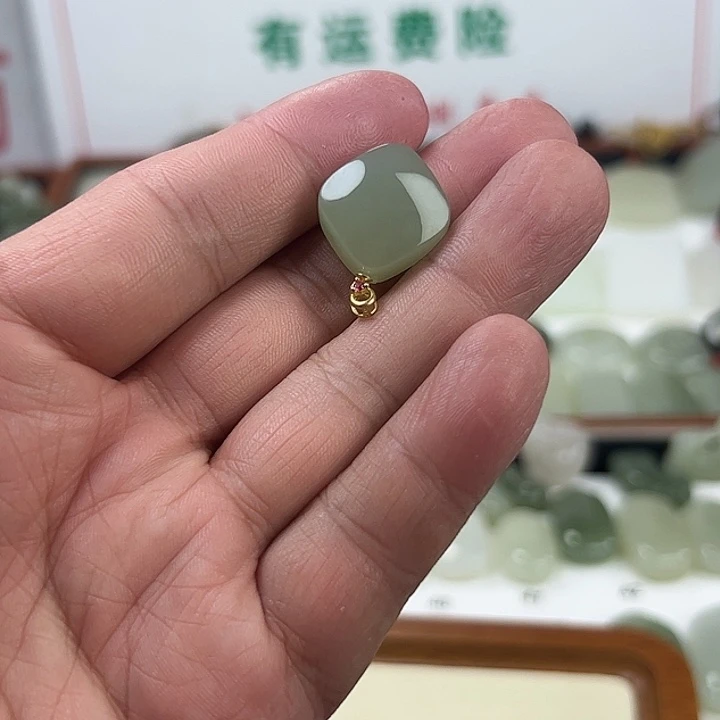 神***阳颈饰未镶嵌和田玉