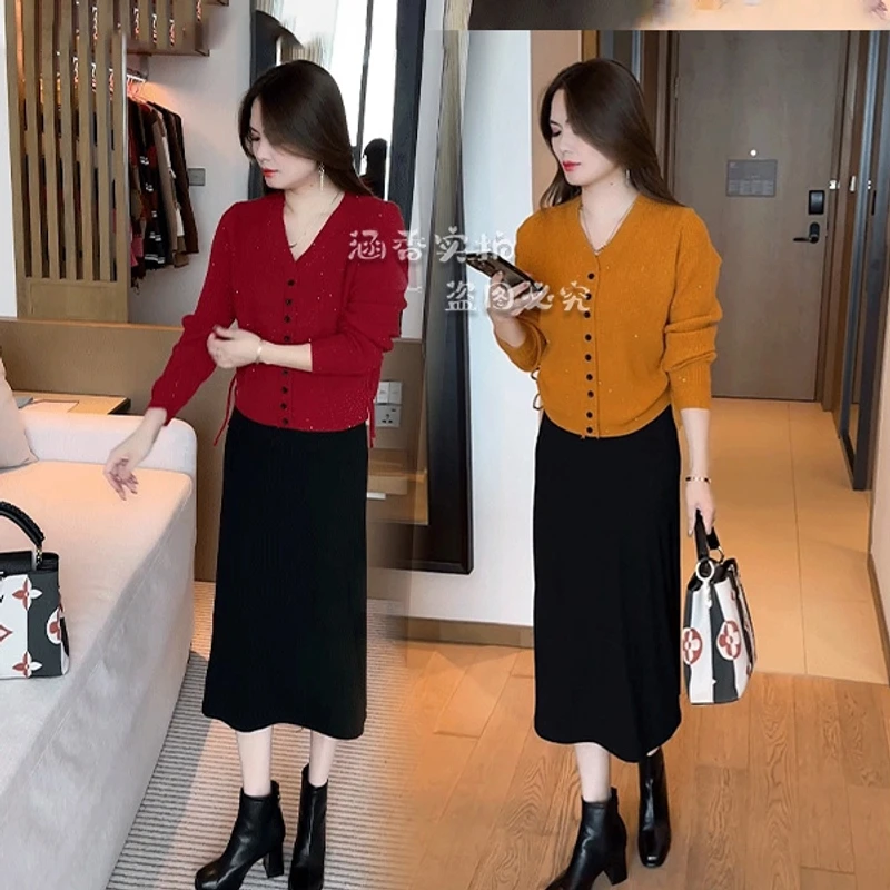 秋冬新款显瘦长袖女时尚百搭连衣裙春秋气质洋气针织打底中长款