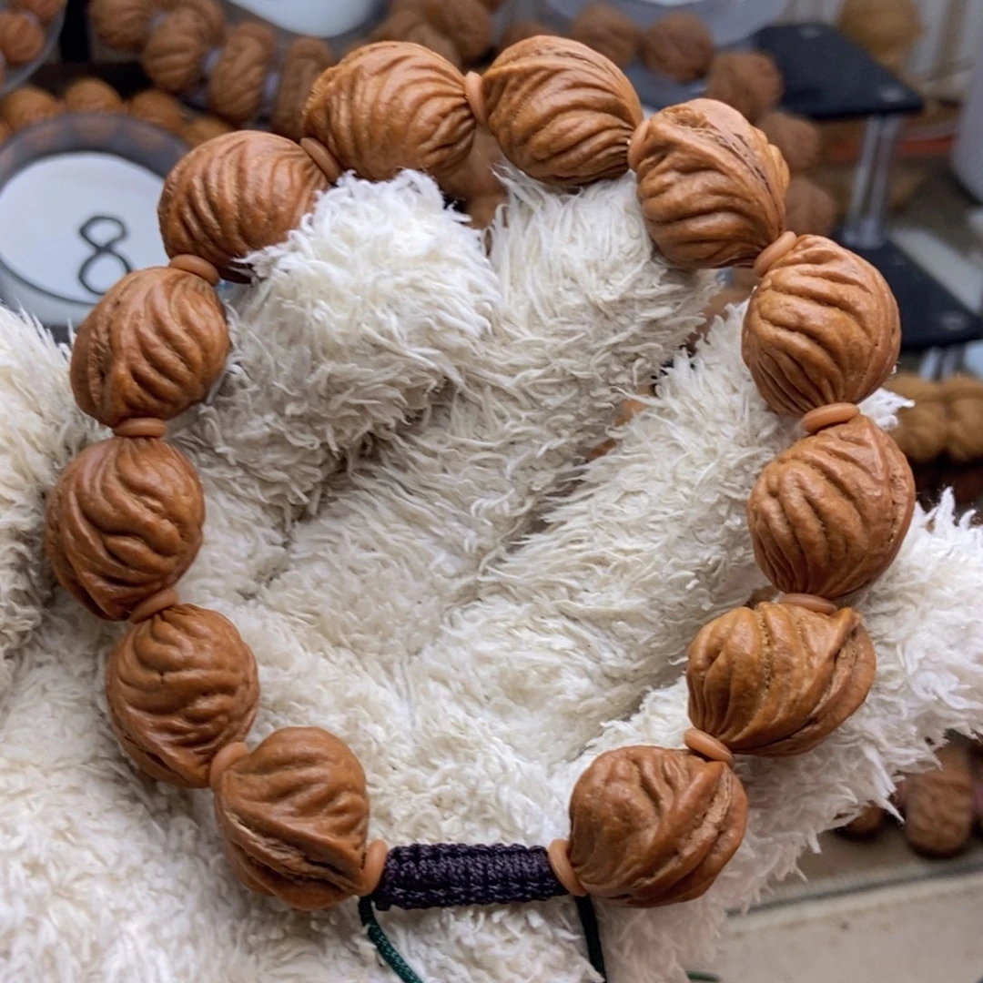 把件桃核闪电购 41