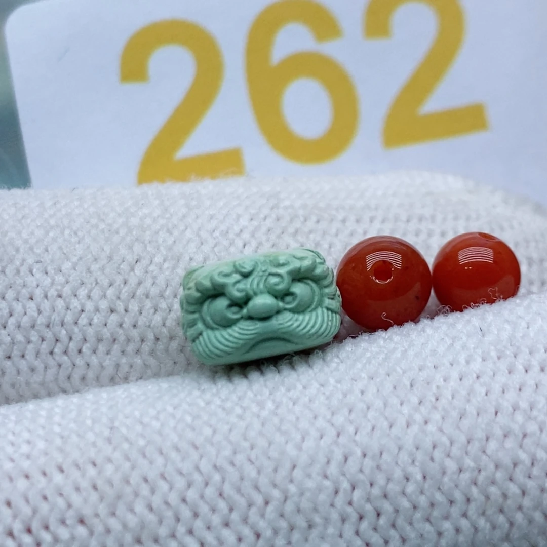 南红玛瑙未镶嵌珠宝奇石