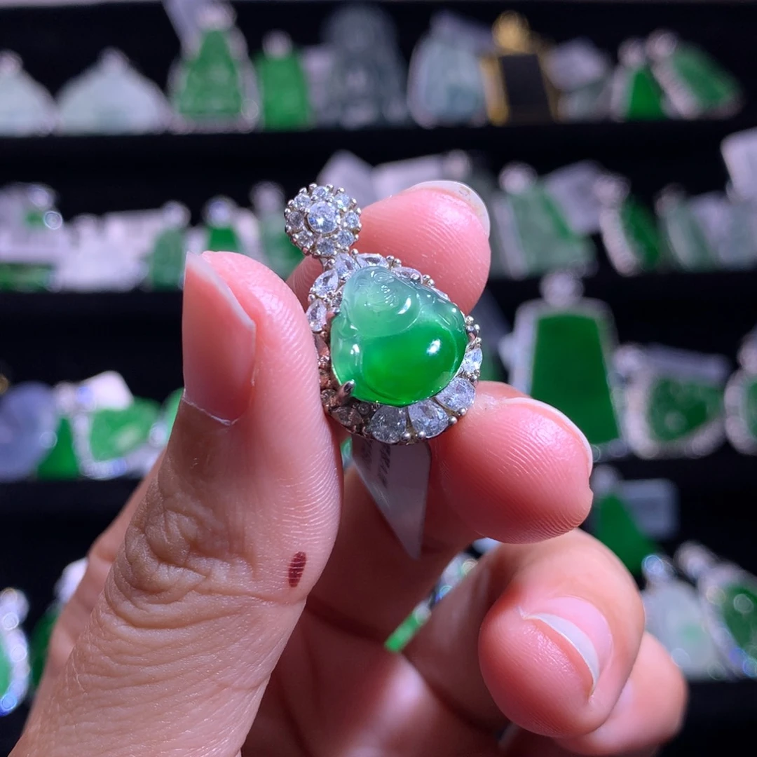 【闪购商品】颈饰银S925镶嵌翡翠