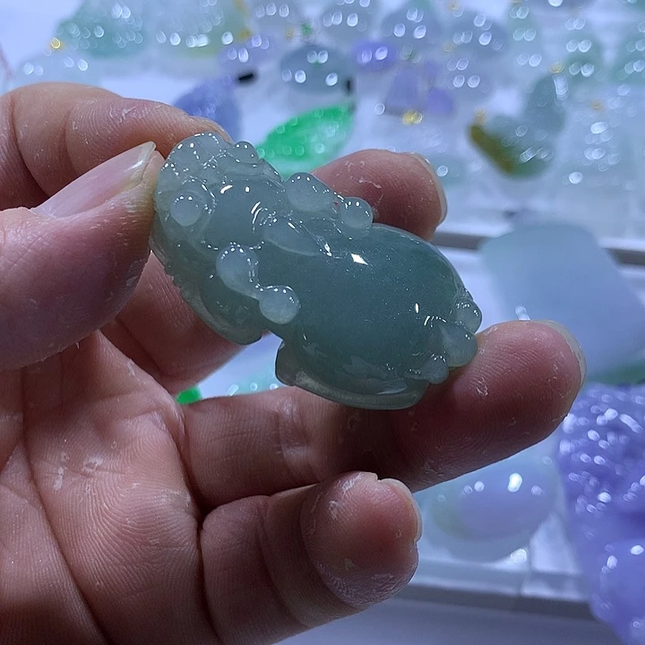 翡翠未镶嵌颈饰天然翡翠A货吊坠