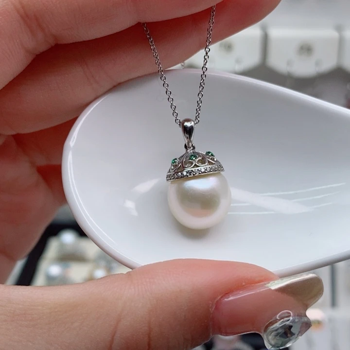 银S925镶嵌吊坠(赠链)淡水珍珠
