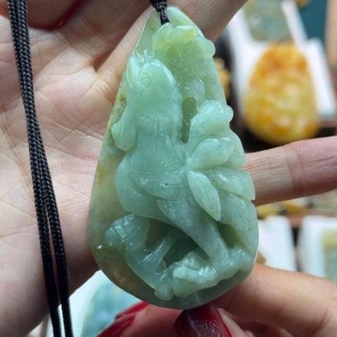 岫玉挂件未镶嵌挂件