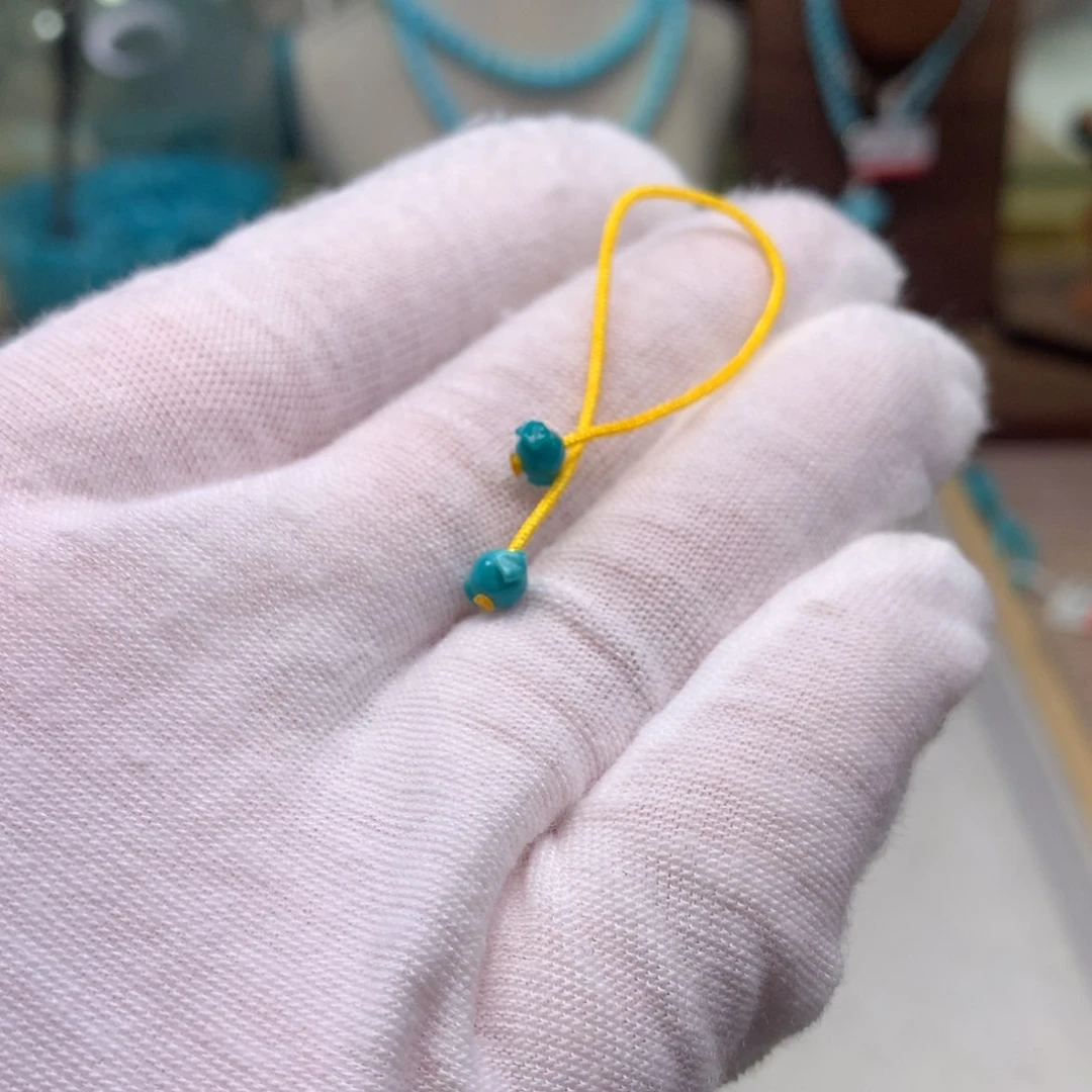 绿松石配饰未镶嵌