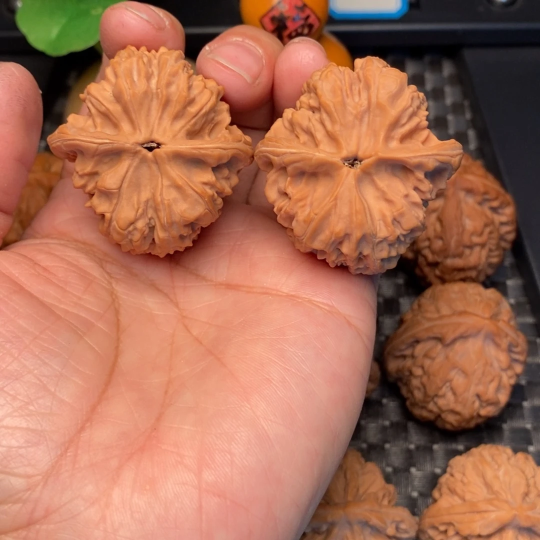 得***炙吊坠文玩核桃天门山40