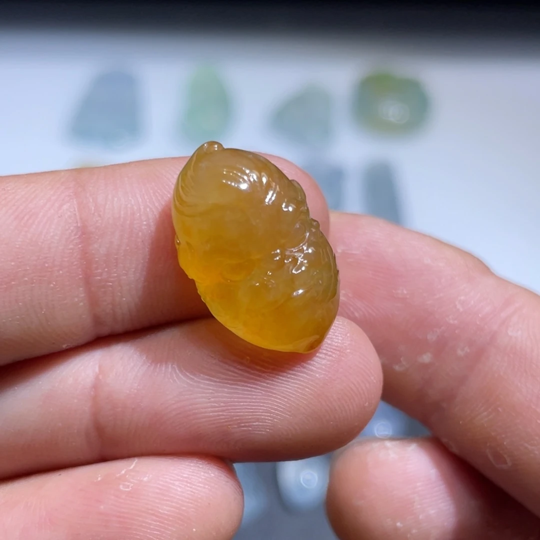 颈饰未镶嵌翡翠大圣