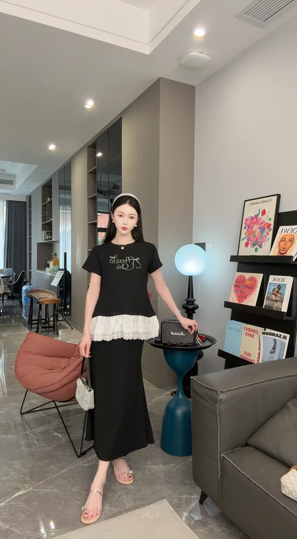 孕妇装2025春夏新款时尚休闲清新上衣百搭外穿显瘦孕妇半身裙套装