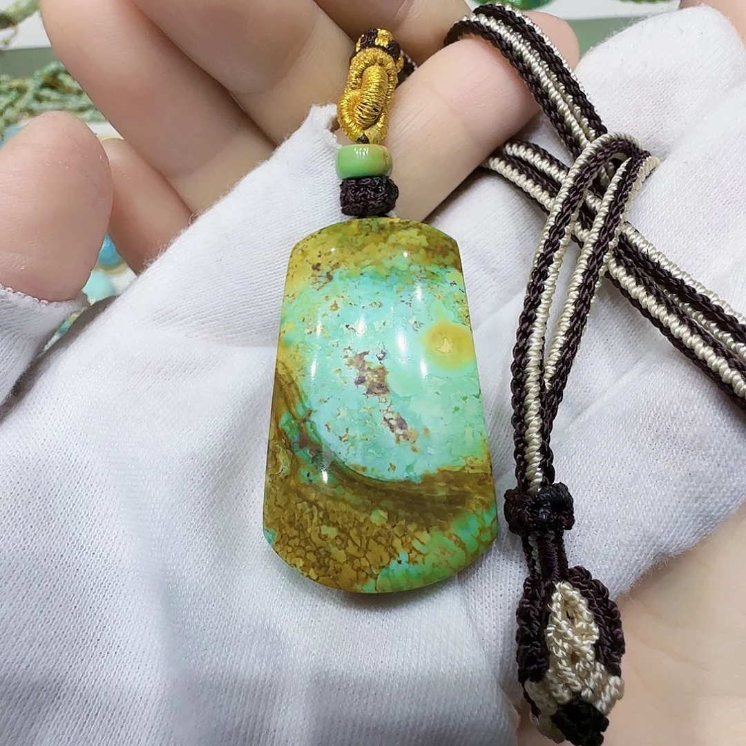 绿松石未镶嵌原矿绿松石