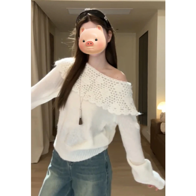 巨好看的轻熟早秋法式镂空一字肩毛衣女秋冬慵懒风露肩针织衫上衣