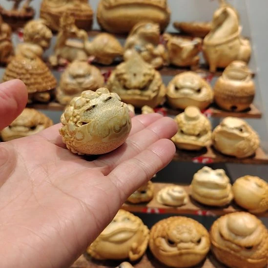 塞***黑竹竹根雕三足金蟾