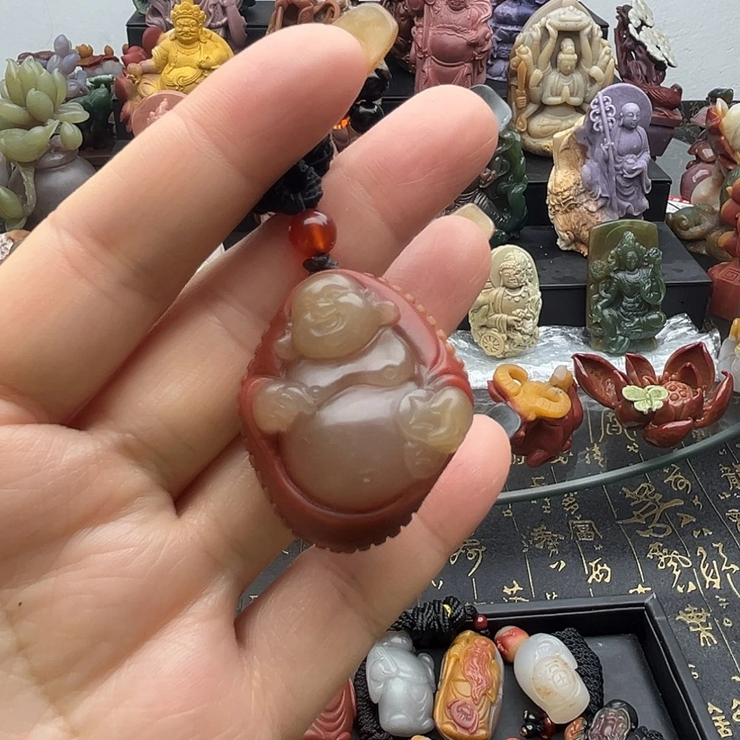 石英质玉未镶嵌颈饰