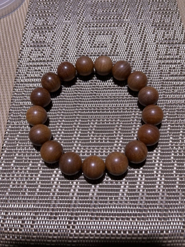 迈索尔老山檀香1.2×17颗黑肉横纹沉水（1档）