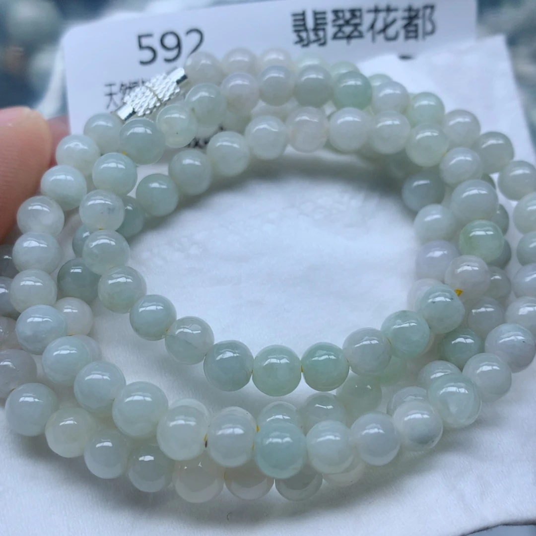 翡翠颈饰未镶嵌手串