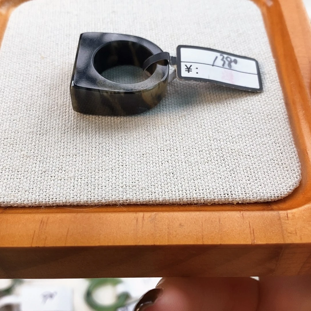 和田玉未镶嵌戒指14青花马鞍内径16.9港码14