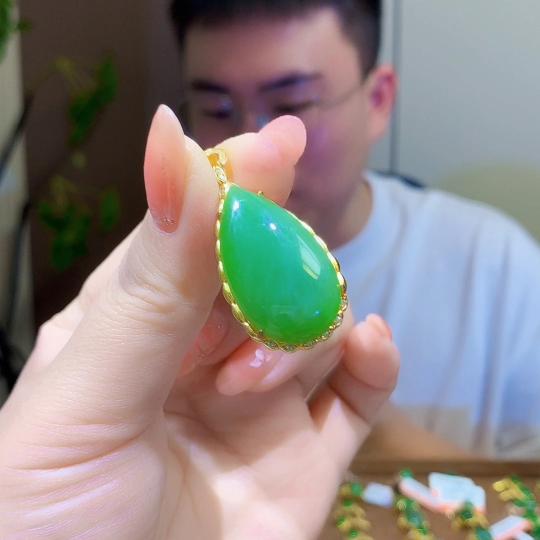 颈饰银S925镀金镶嵌和田玉（碧玉）健**安