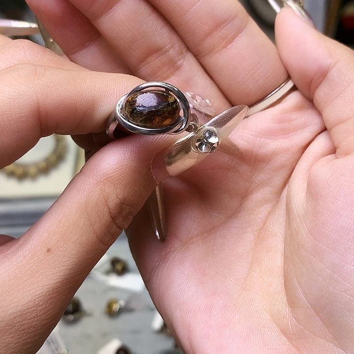 快***！裸石琥珀未镶嵌戒指