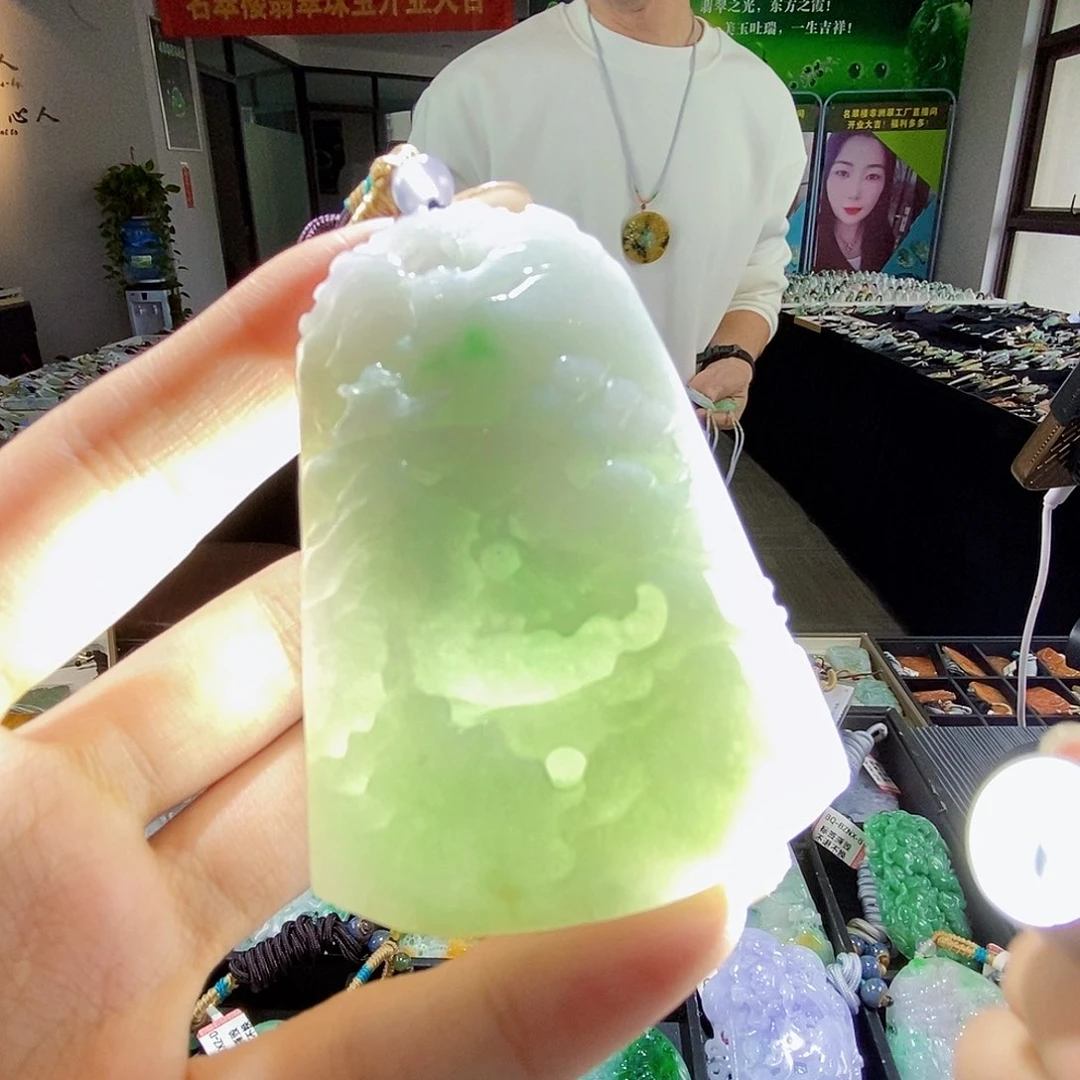 颈饰未镶嵌翡翠翡翠
