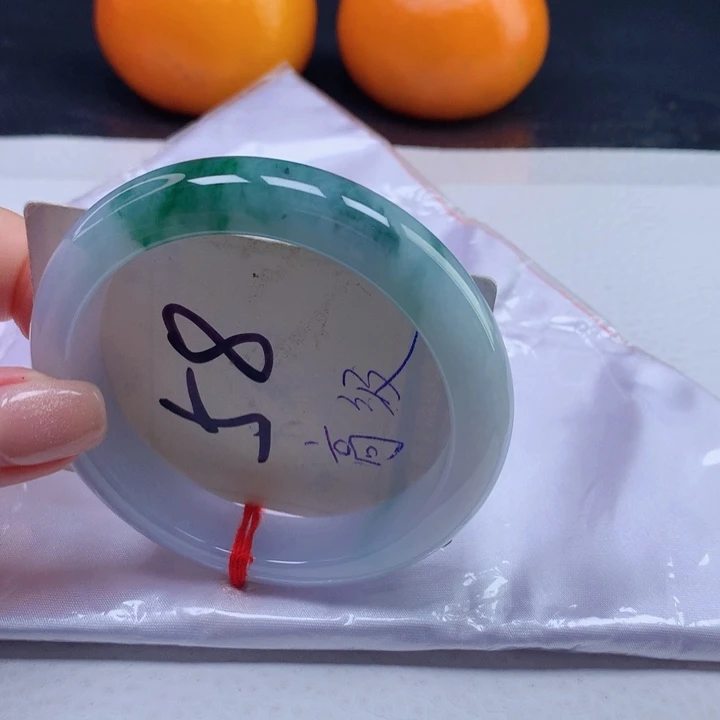 翡翠手镯未镶嵌5556565656