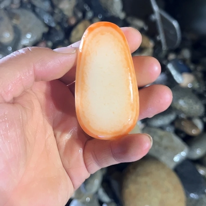 未镶嵌和田玉（糖玉）挂件
