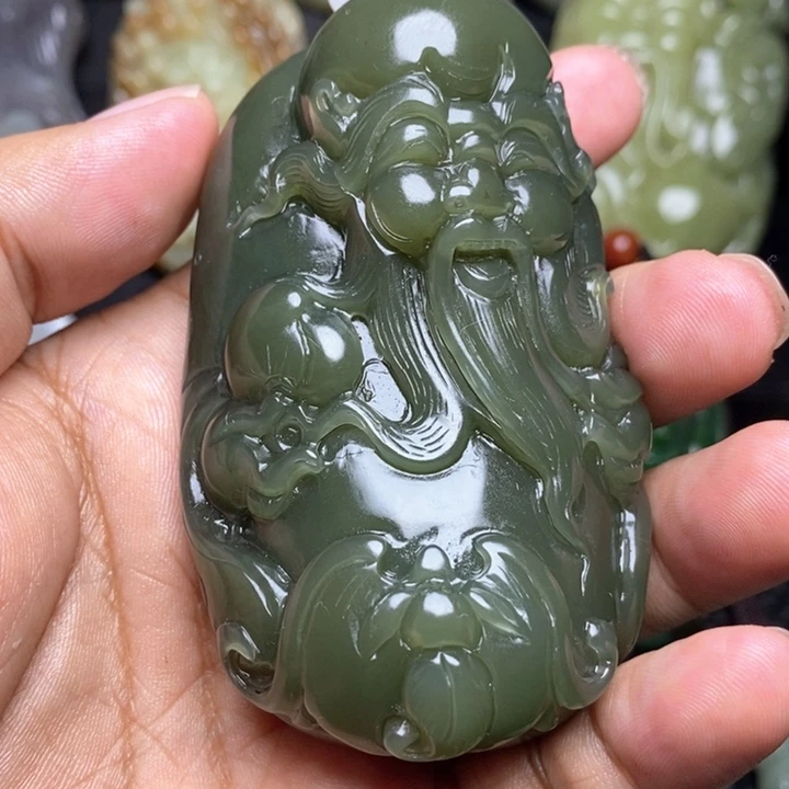 颈饰未镶嵌和田玉