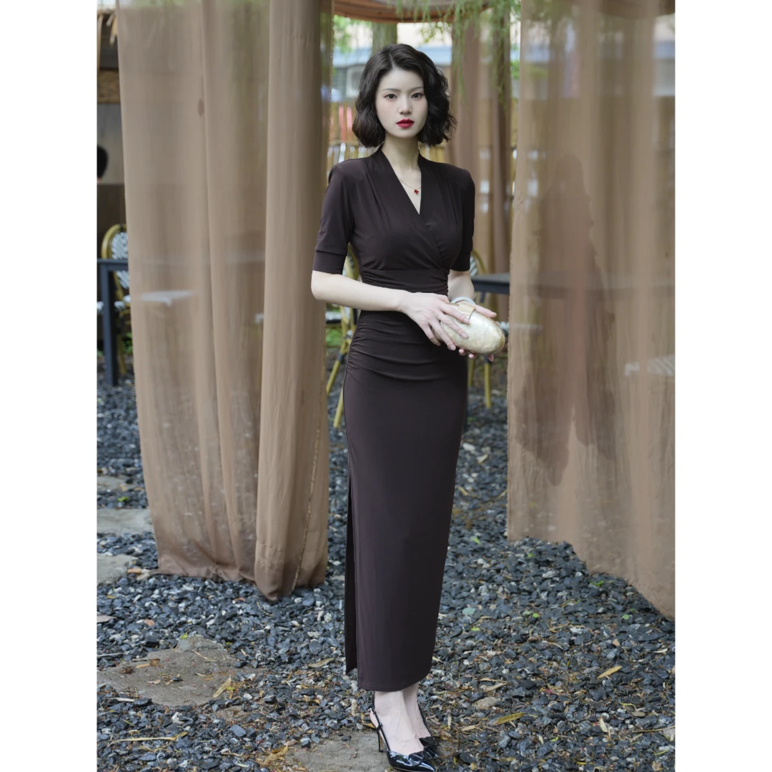 彩彩家【星光舞会】夏季棕色款收腰修身复古设计优雅显瘦款连衣裙