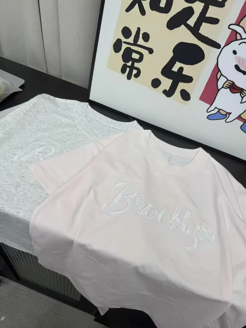 25053 女大童T恤衫