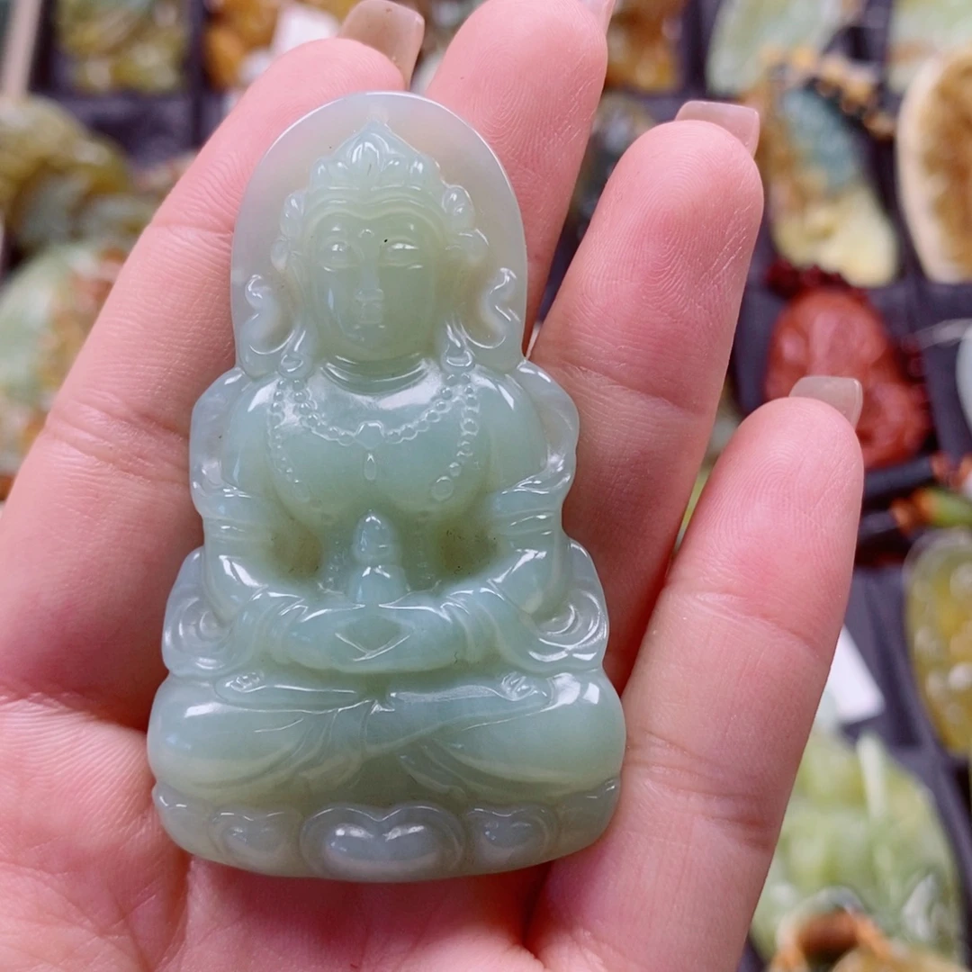 蛇纹石玉未镶嵌颈饰