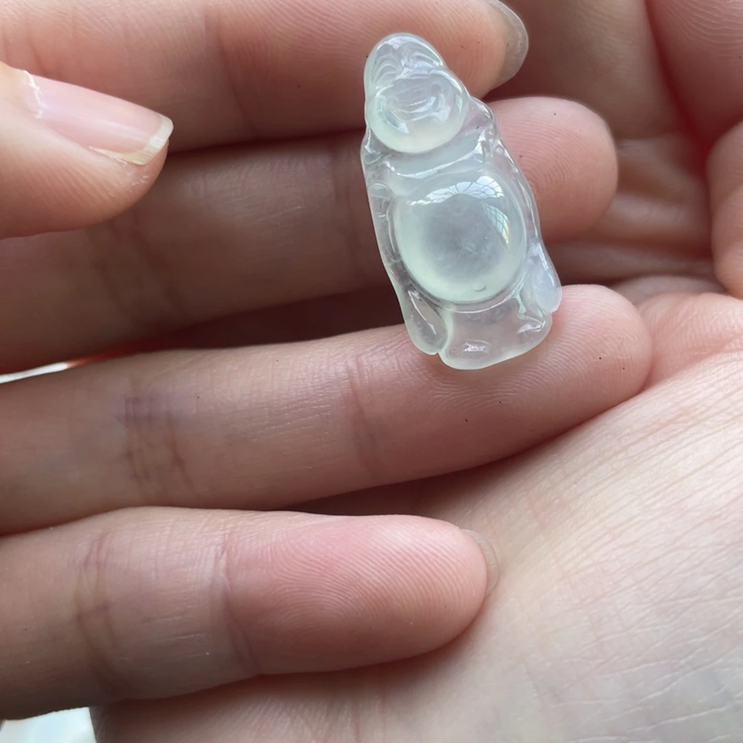 翡翠颈饰未镶嵌l***青站佛