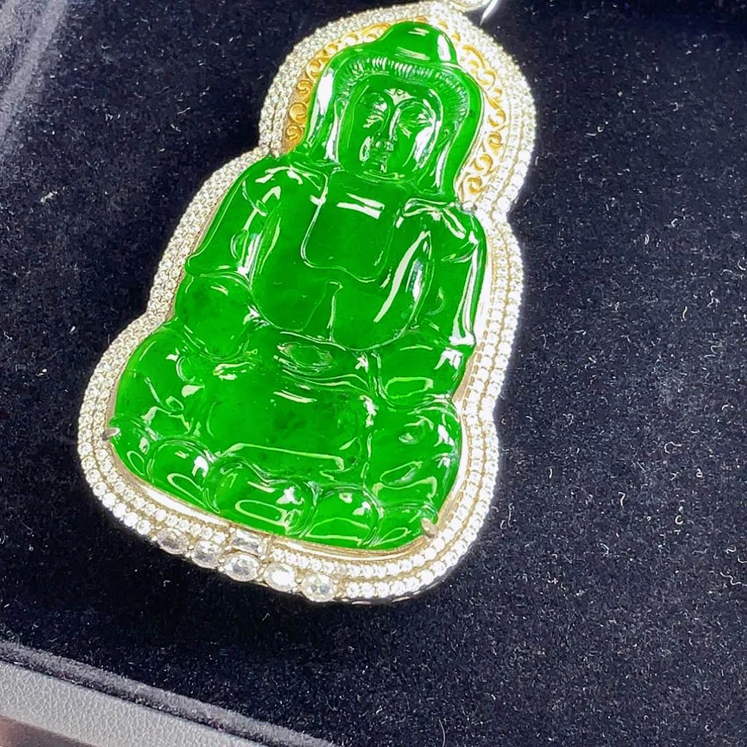 吊坠(不含链)未镶嵌翡翠